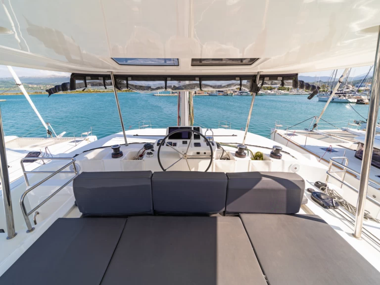 Alquiler de embarcaciones Lagoon Lagoon 50 enLefkáda en Samboat