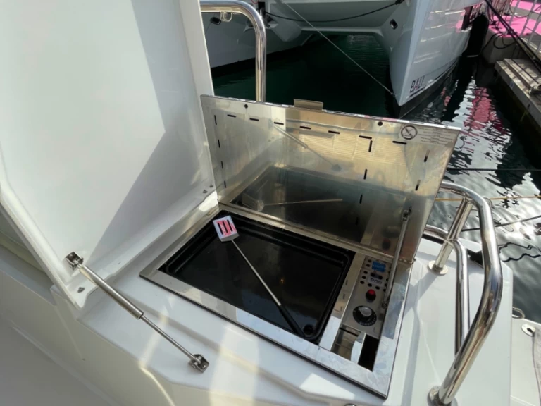 Alquiler de embarcaciones Bali Bali Catsmart enPirovac en Samboat