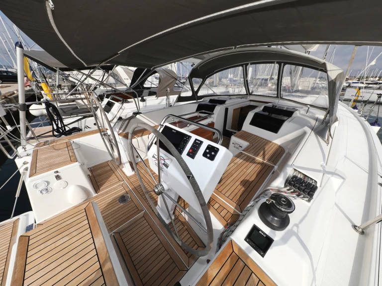 Alquiler Velero Hanse con o sin  título de navegación