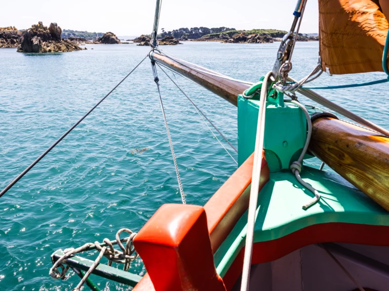 Alquiler de Voilier du Patrimoine Dundée thonier en Paimpol