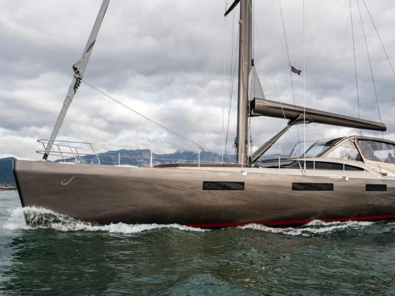 Alquiler de Admiral Yachts Silent 76 - 4 + 1 cab. en Álimos