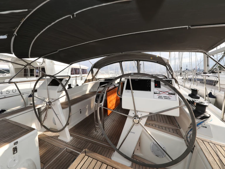 Alquiler de barcos Sukošan barato de Hanse 455