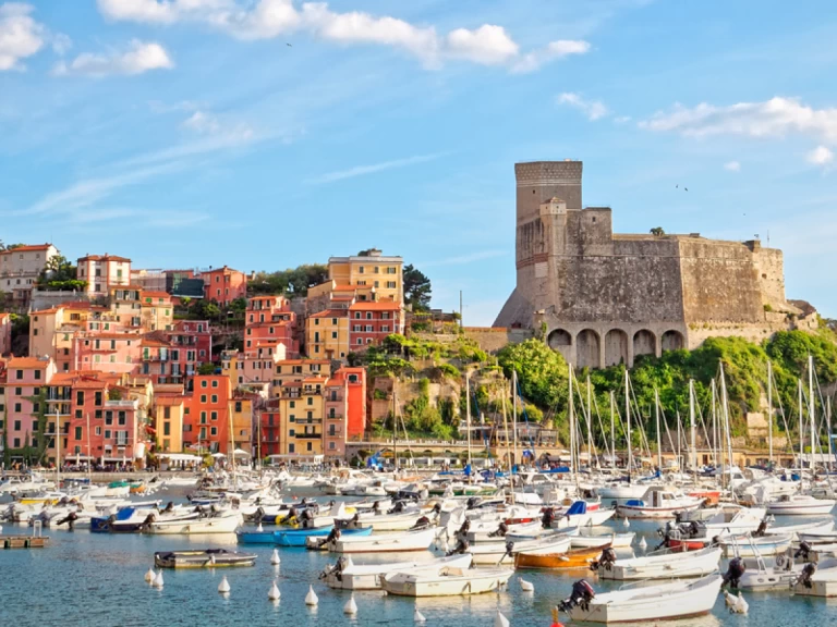 Alquiler de embarcaciones Mimi mimi 7.50 enLa Spezia en Samboat