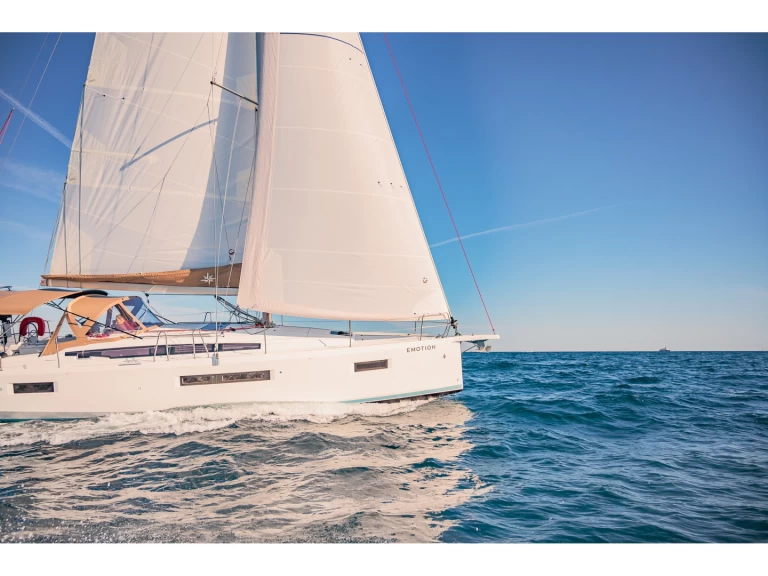 Alquiler de barcos Álimos barato de Sun Odyssey 410