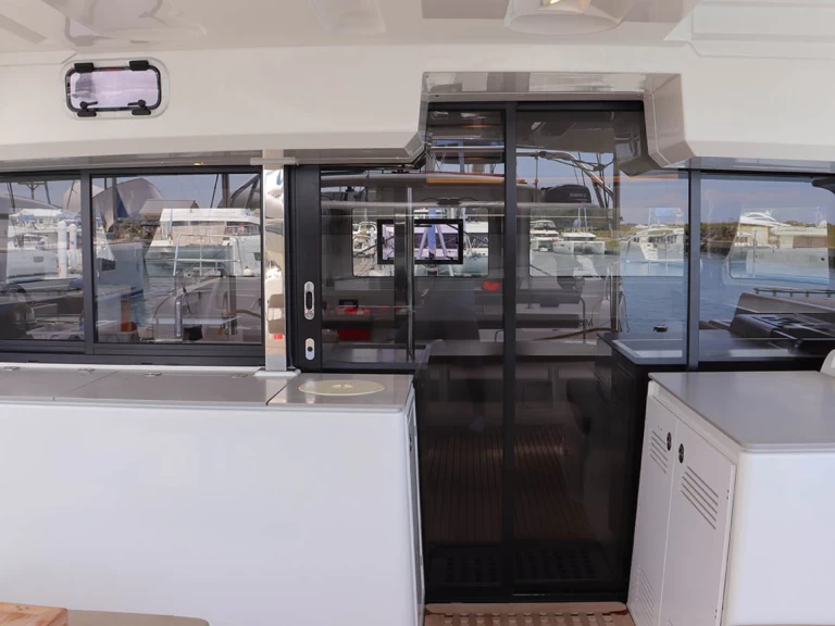 Alquiler de barcos Road Town barato de Lagoon 46