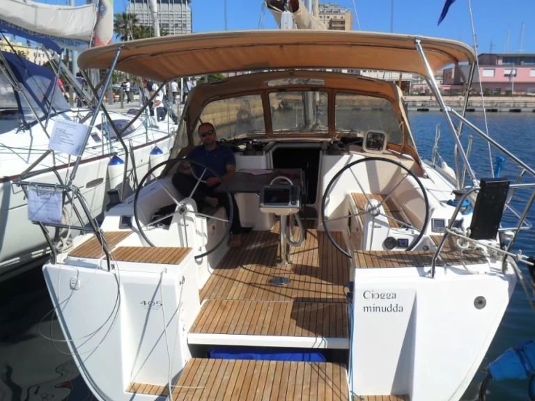 Dufour Dufour 405 Grand Large de alquiler a Cagliari