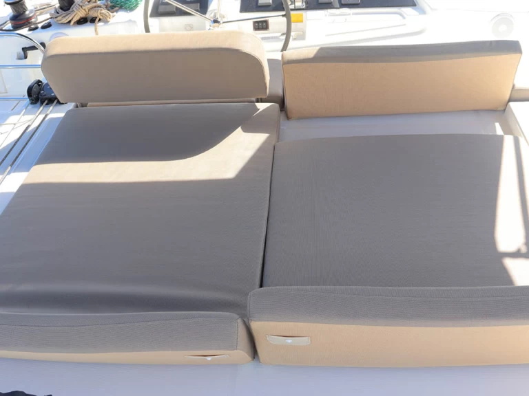 Alquiler Catamarán Lagoon con o sin  título de navegación