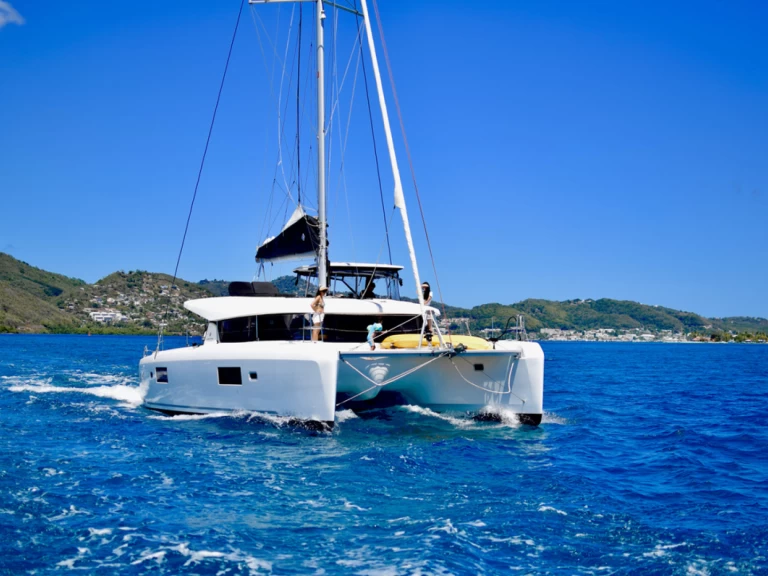 Alquiler de barcos Saint Vincent (Island) barato de Lagoon 42
