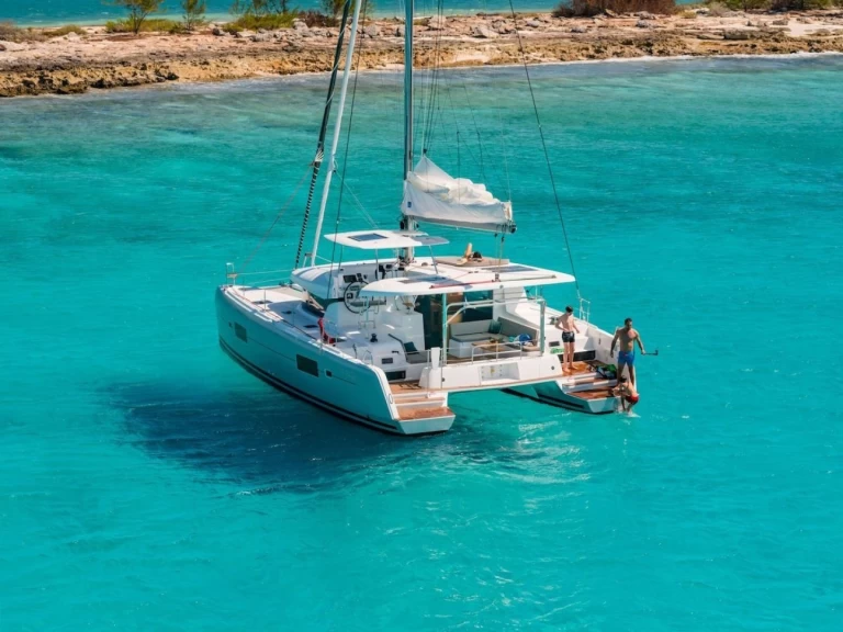 Alquiler de Catamarán, con o sin patrón Lagoon Ribishi