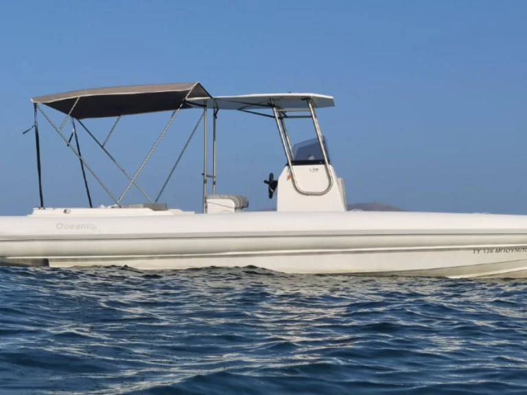 Alquiler Neumática Oceanic con o sin  título de navegación