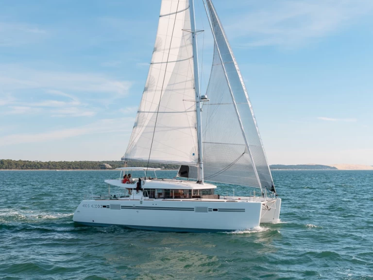 Lagoon Lagoon 450 Sport Top de alquiler a Bas du Fort