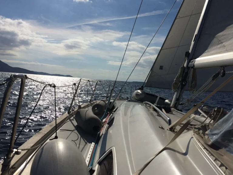 Bavaria Bavaria 50 Cruiser de alquiler a Salamína