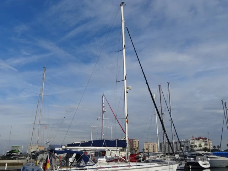 Alquiler Velero en La Línea de la Concepción - Bavaria Bavaria 44