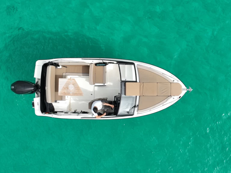 Alquiler Lancha Quicksilver con o sin  título de navegación