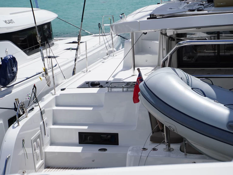 Alquiler Catamarán en Eden Island - Lagoon Lagoon 46