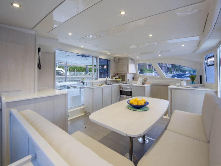 Alquiler de embarcaciones Leopard Leopard 44 enAdaköy en Samboat