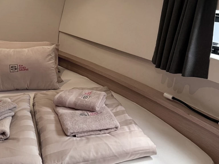 Alquiler de embarcaciones Fountaine Pajot Fountaine Pajot MY 37 enRogoznica en Samboat