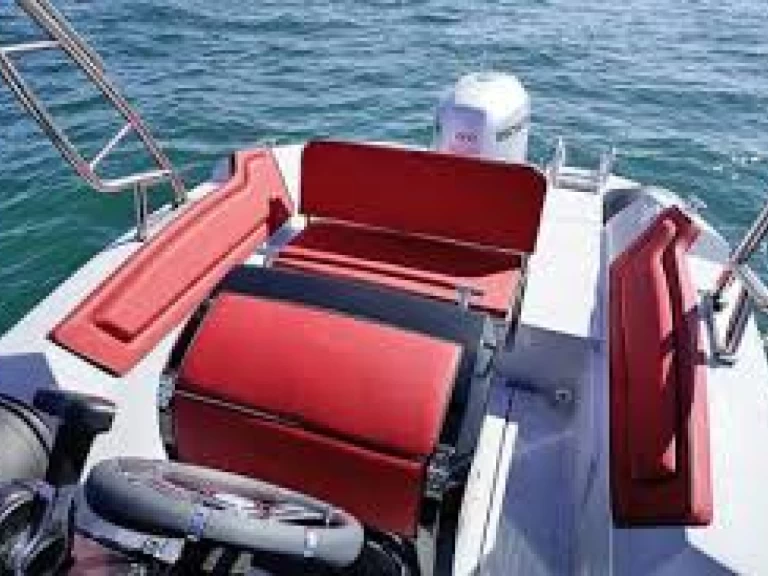 Alquiler de embarcaciones Prua al vento Thor 7  enMarsella en Samboat