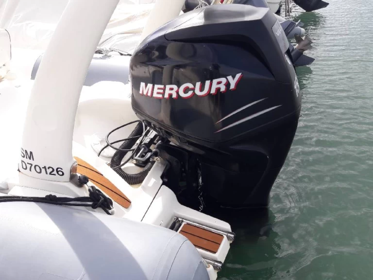 Alquiler de barcos La Grande-Motte barato de Medline 650