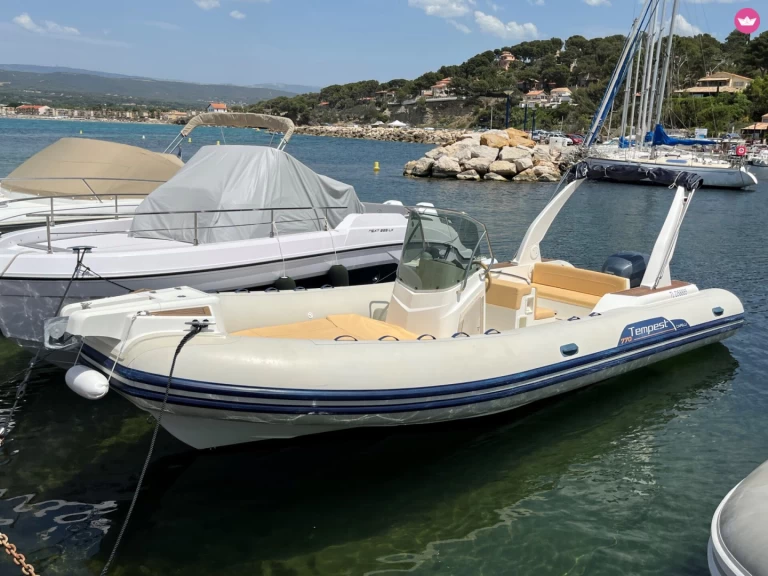 Alquiler de barcos Fréjus barato de Tempest 625
