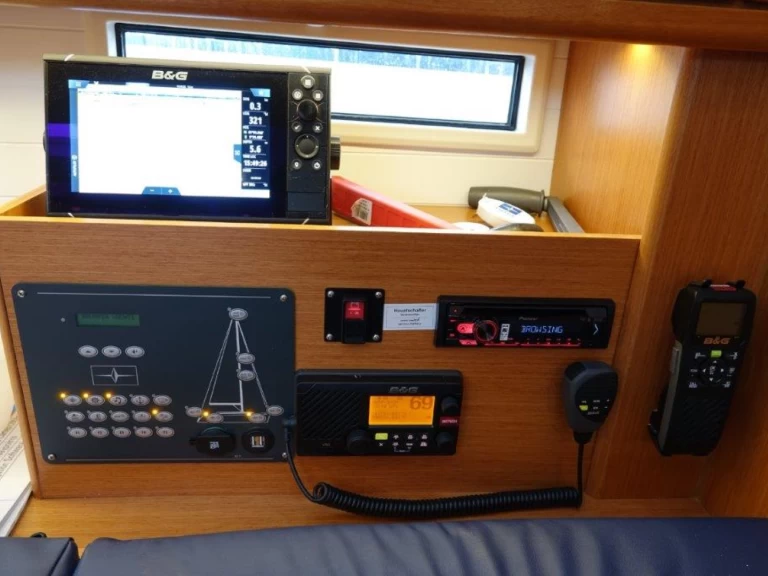 Alquiler de barcos Olbia barato de Cruiser 46