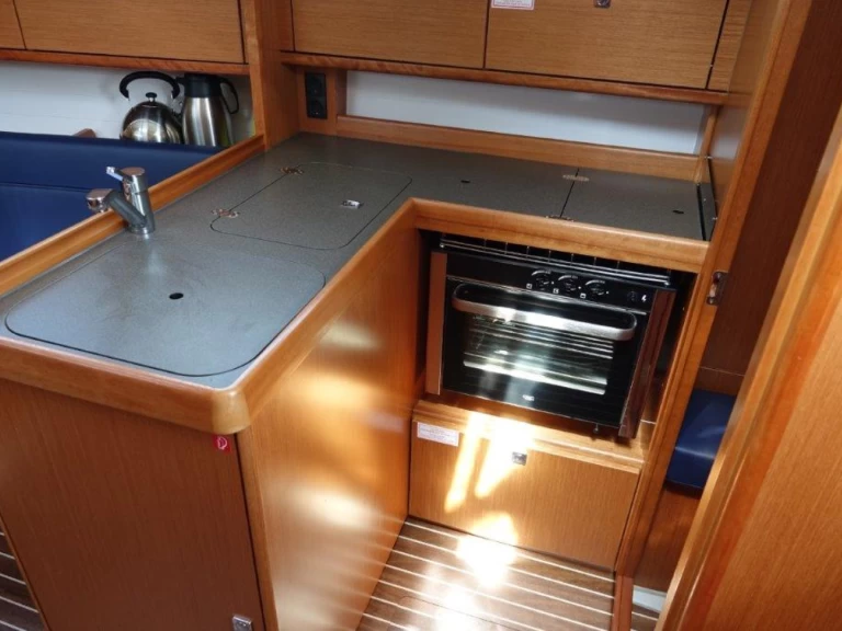 Alquiler Velero Bavaria con o sin  título de navegación