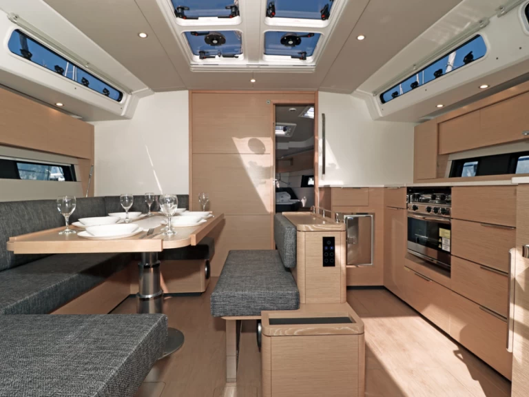 Alquiler Velero Hanse con o sin  título de navegación