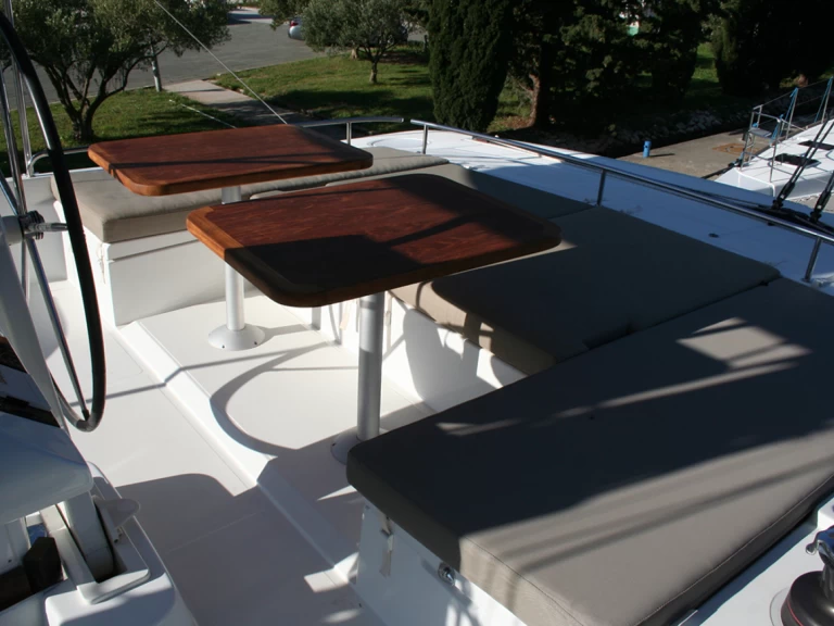 Alquiler de embarcaciones Lagoon Lagoon 52 F enEden Island en Samboat