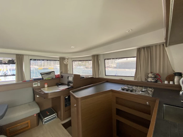 Lagoon Lagoon 42 de alquiler a Fethiye