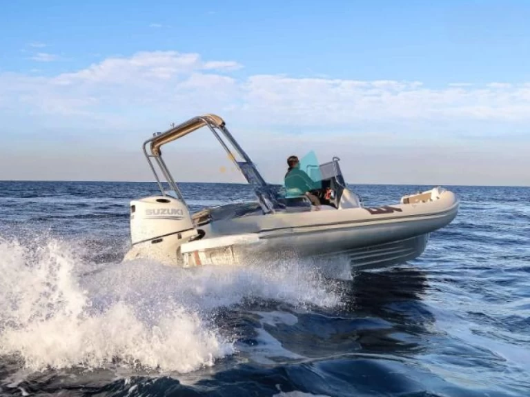 Alquiler de embarcaciones Bsc BSC 70 enCogolin en Samboat