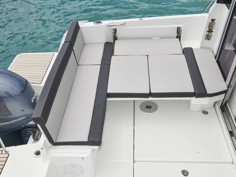 Lancha para alquilar Trogir al mejor precio