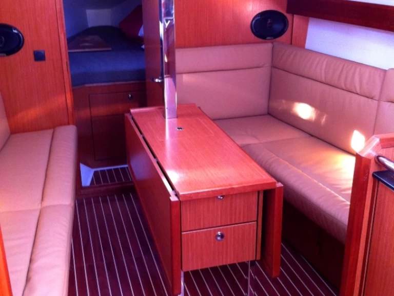 Alquiler de Velero, con o sin patrón Bavaria Olbia