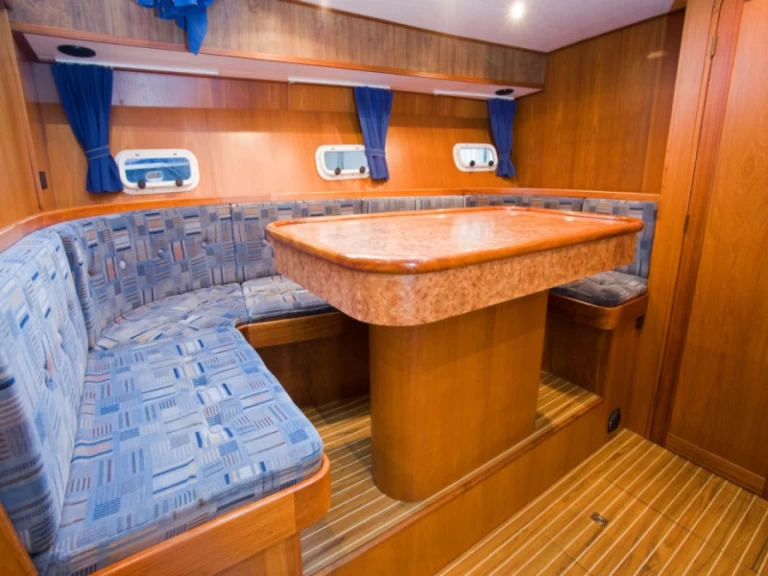 Alquiler de embarcaciones De Drait Renal 50 Pilot enDrachten en Samboat