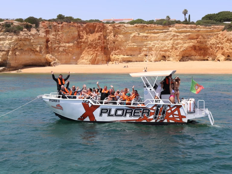 Alquiler de Moggaro M950TENDER en Albufeira