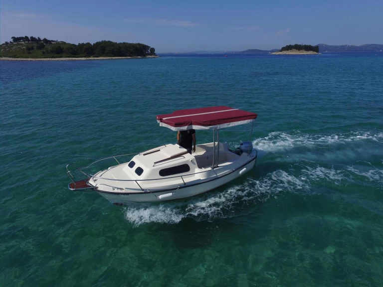 Alquiler de M-Sport 500 en Biograd na Moru