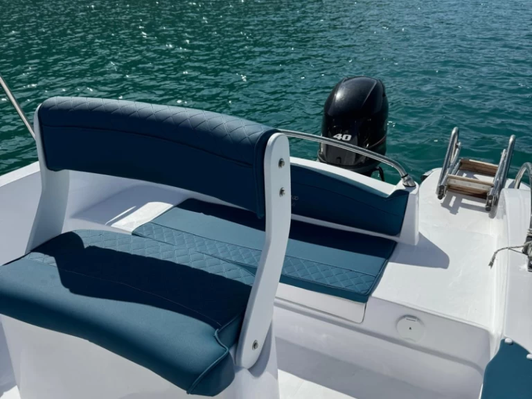 Alquiler de embarcaciones Blumax 19 open pro enCastellammare del Golfo en Samboat