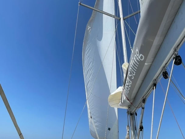 Velero para alquilar Lefkáda al mejor precio