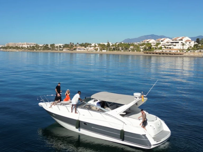 Alquiler de embarcaciones Cranchi Cranchi 39 enPuerto Banús en Samboat