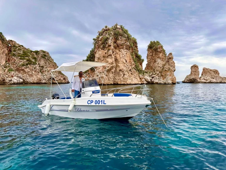 Alquiler de embarcaciones tancredi Blue Max 19 Pro enCastellammare del Golfo en Samboat