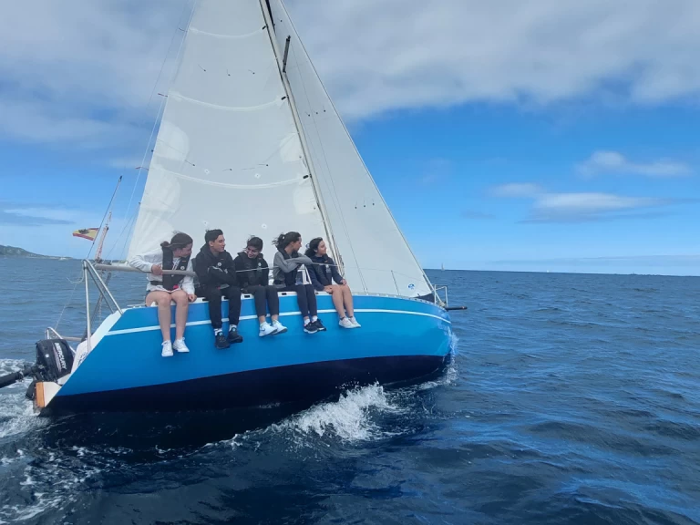 Alquiler de  Yatlant 24 en Baiona