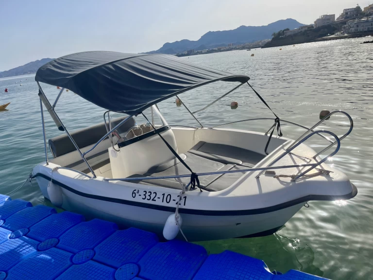 Alquiler de embarcaciones Mareti 450 enSan Juan de los Terreros en Samboat