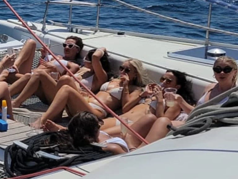 Lagoon Lagoon 560 de alquiler a Cannes