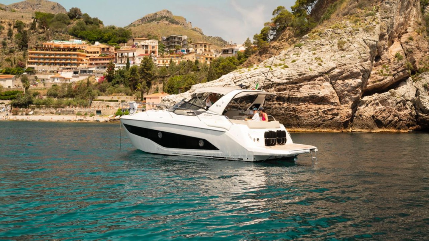 Alquiler Yate de lujo Cranchi Z 35 en Giardini-Naxos (Cranchi