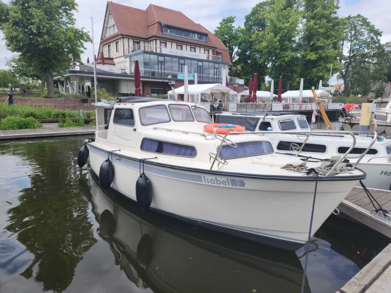 Motoryachten Isabel de alquiler a Wildau