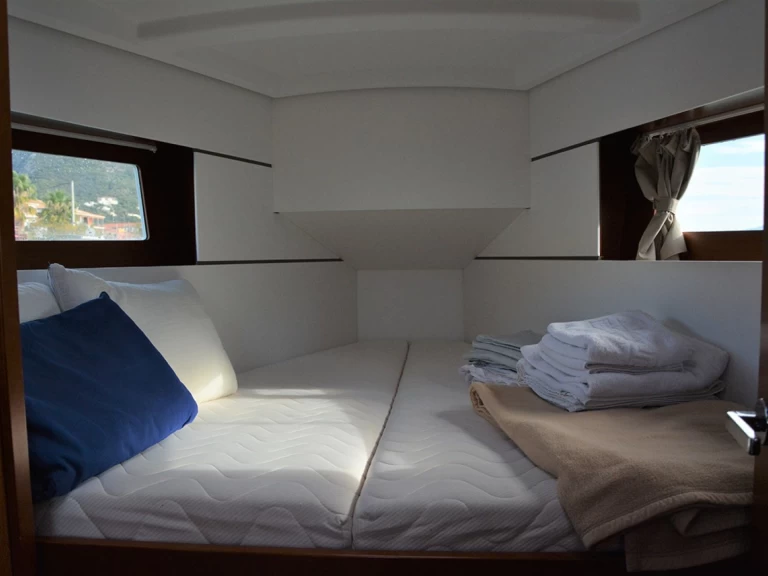 Alquiler de barcos Lefkáda barato de 35.1