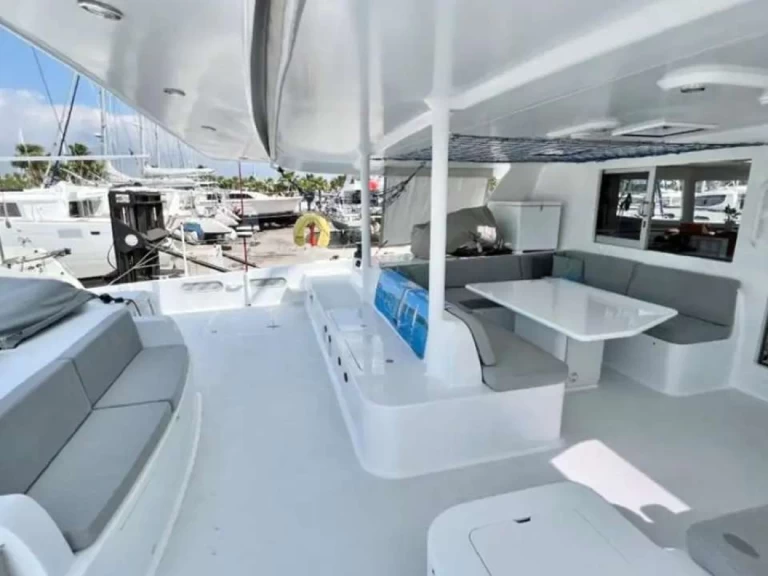 Alquiler de barcos Islas Vírgenes Británicas barato de AWATEA