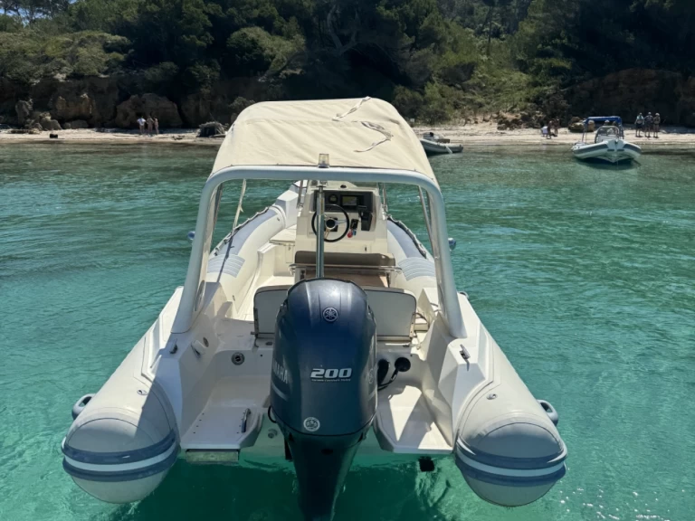 Alquiler Neumática en Hyères - Lomac Lomac 710 IN