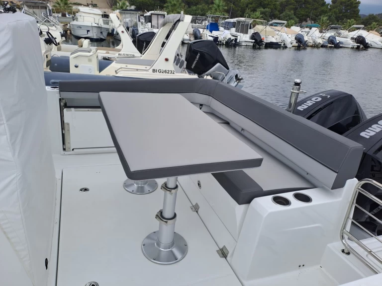 Alquiler Lancha Jeanneau con o sin  título de navegación