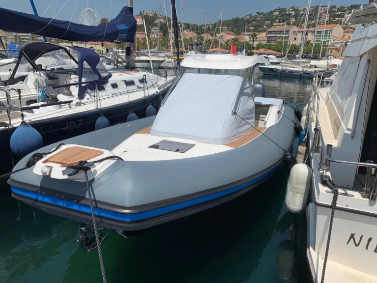 Alquiler de embarcaciones Joker Boat clubman 35 enPort du Lavandou en Samboat