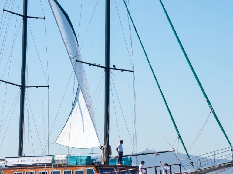 Alquiler Velero Abacus con o sin  título de navegación